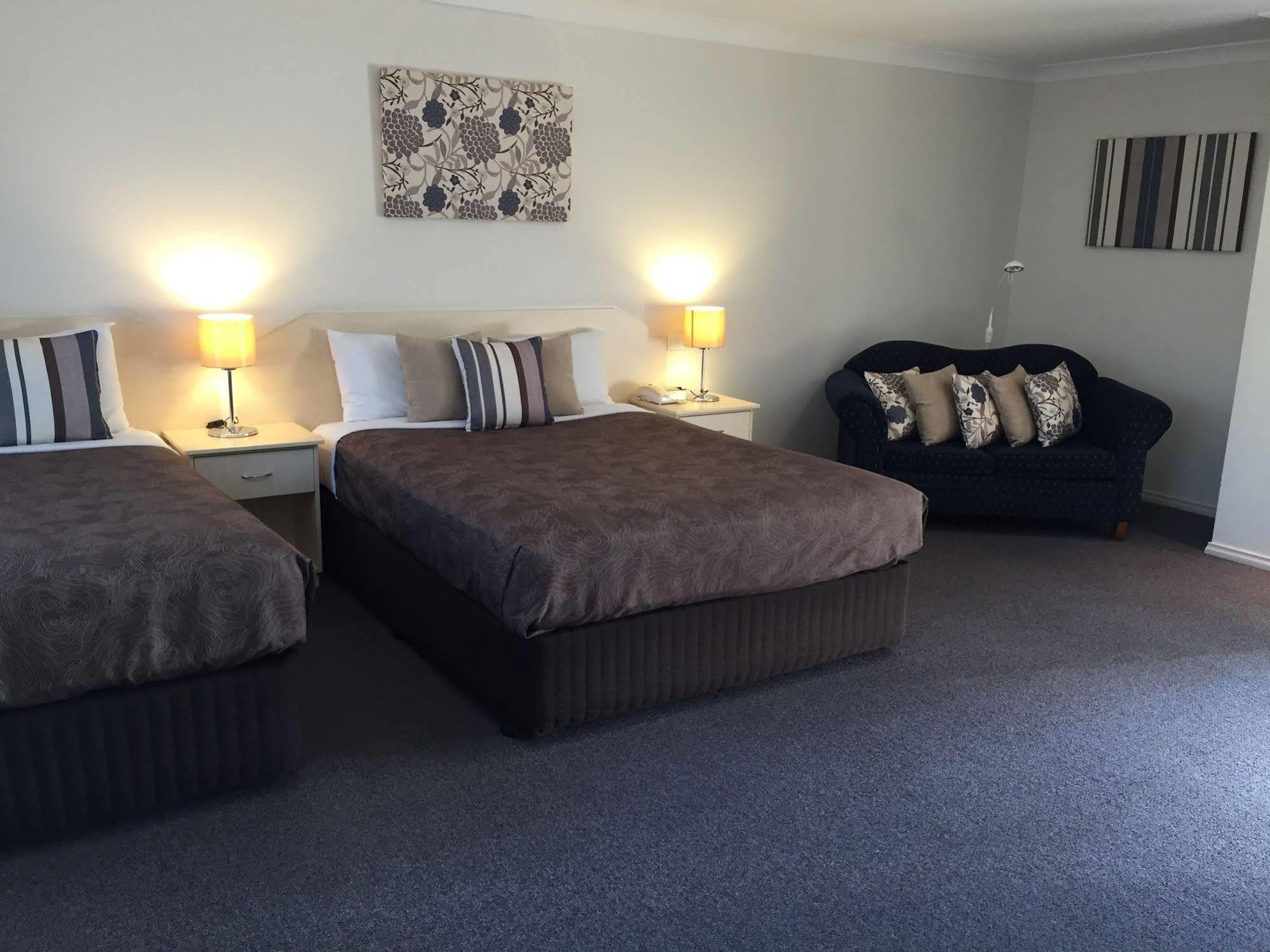 Tuckerbox Motor Inn Gundagai Eksteriør billede