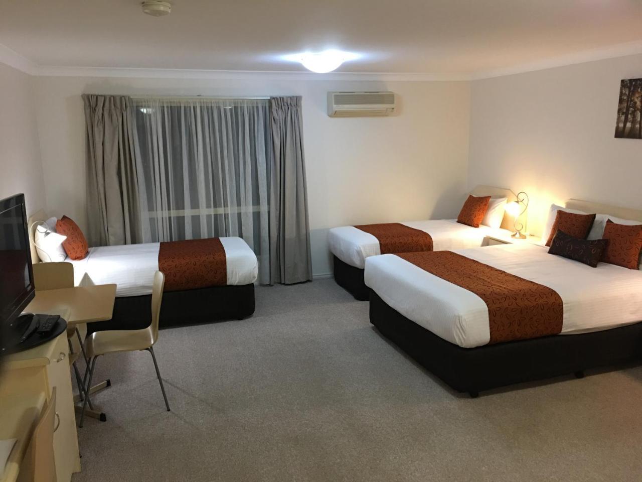 Tuckerbox Motor Inn Gundagai Eksteriør billede